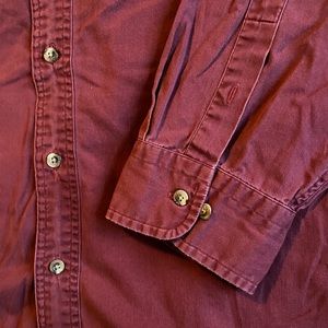 RoundTree & Yorke Shirt 👔 2/$15